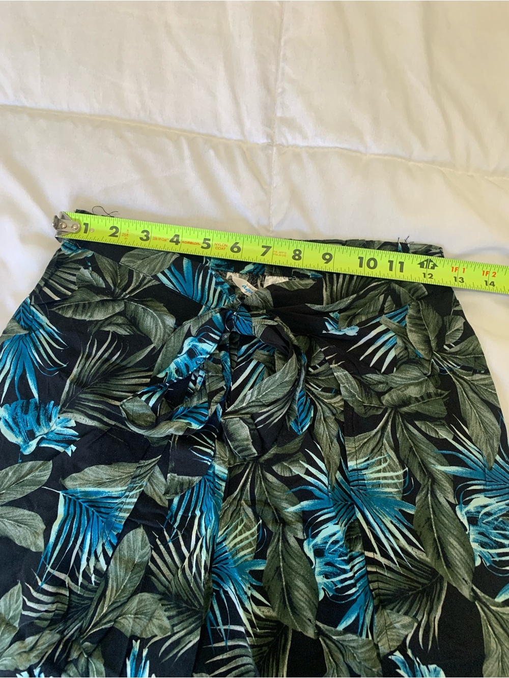 New with tags la Vie en Rose swim shorts womens size XS - Picture 3 of 5